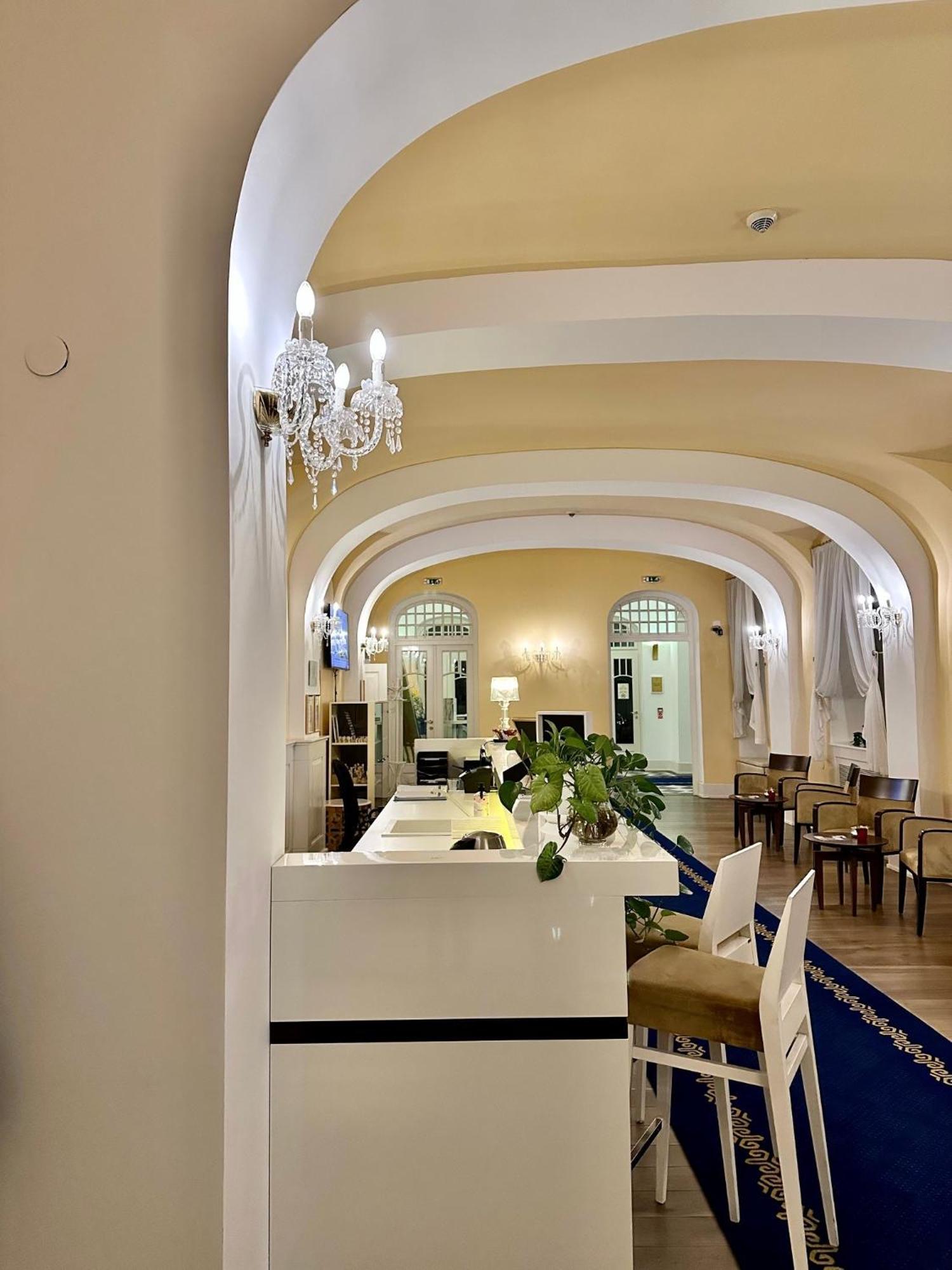 Art Hotel Kastiel Tomášov Eksteriør billede