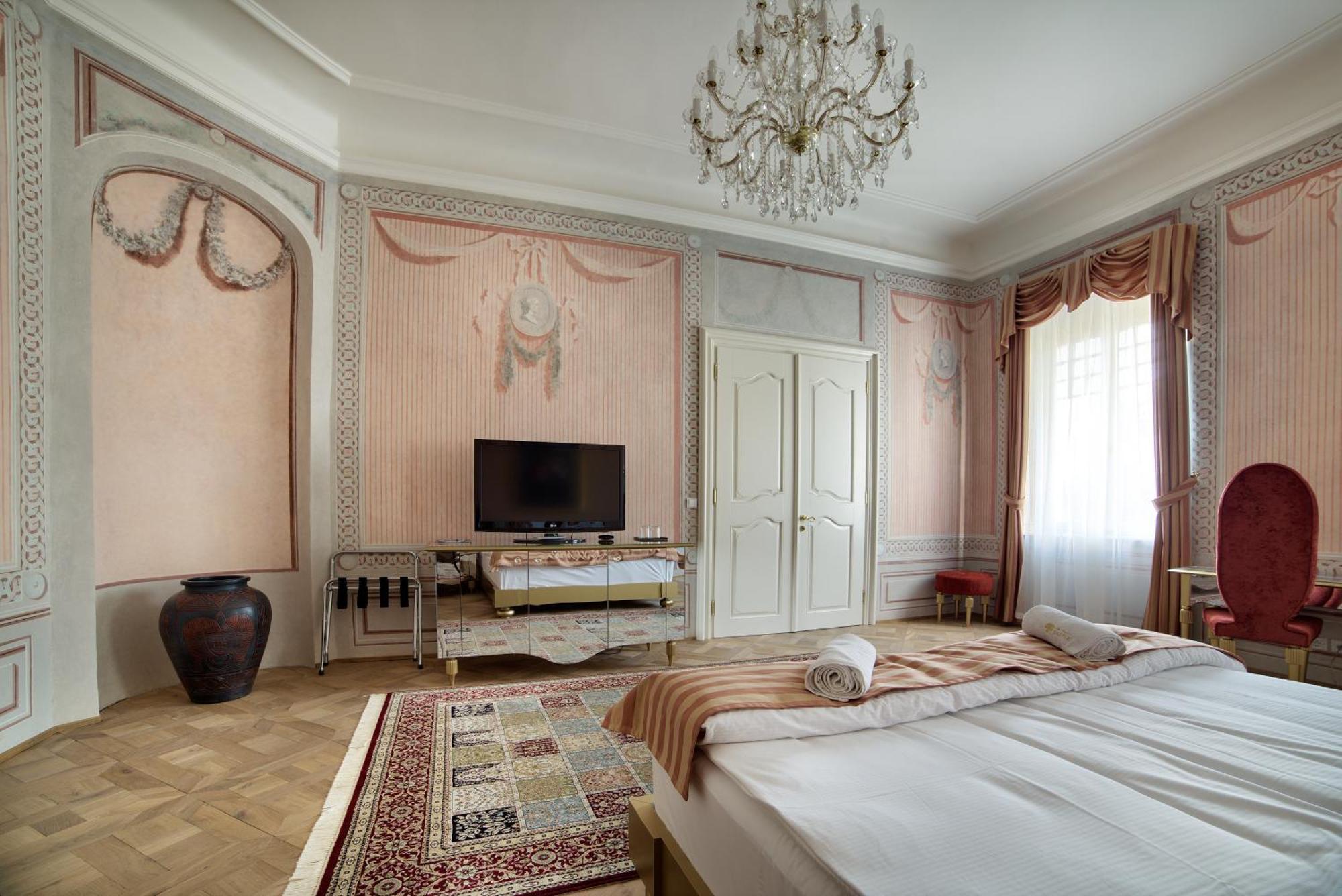 Art Hotel Kastiel Tomášov Værelse billede